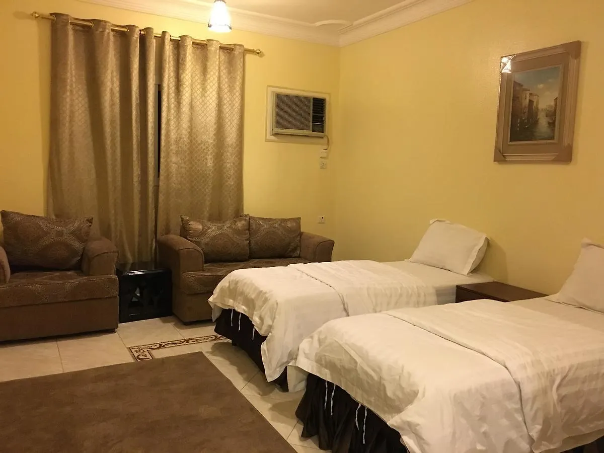 Rumah 2 Furnished Units Medina 0*,